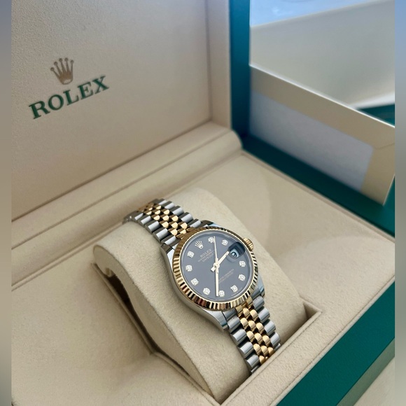 Rolex Datejust 31mm two tone Gold Steel Jubilee Gray Dial With Diamonds - Picture 6 of 14